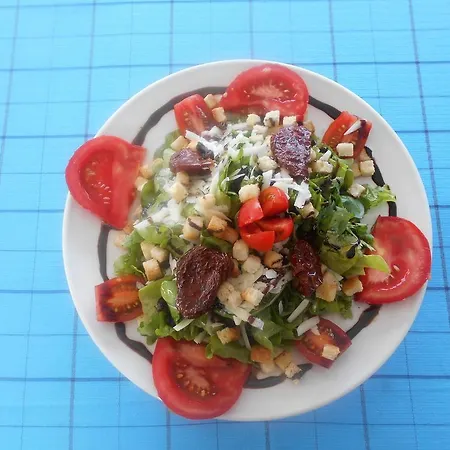 Olympic 2* أوليمبياذا